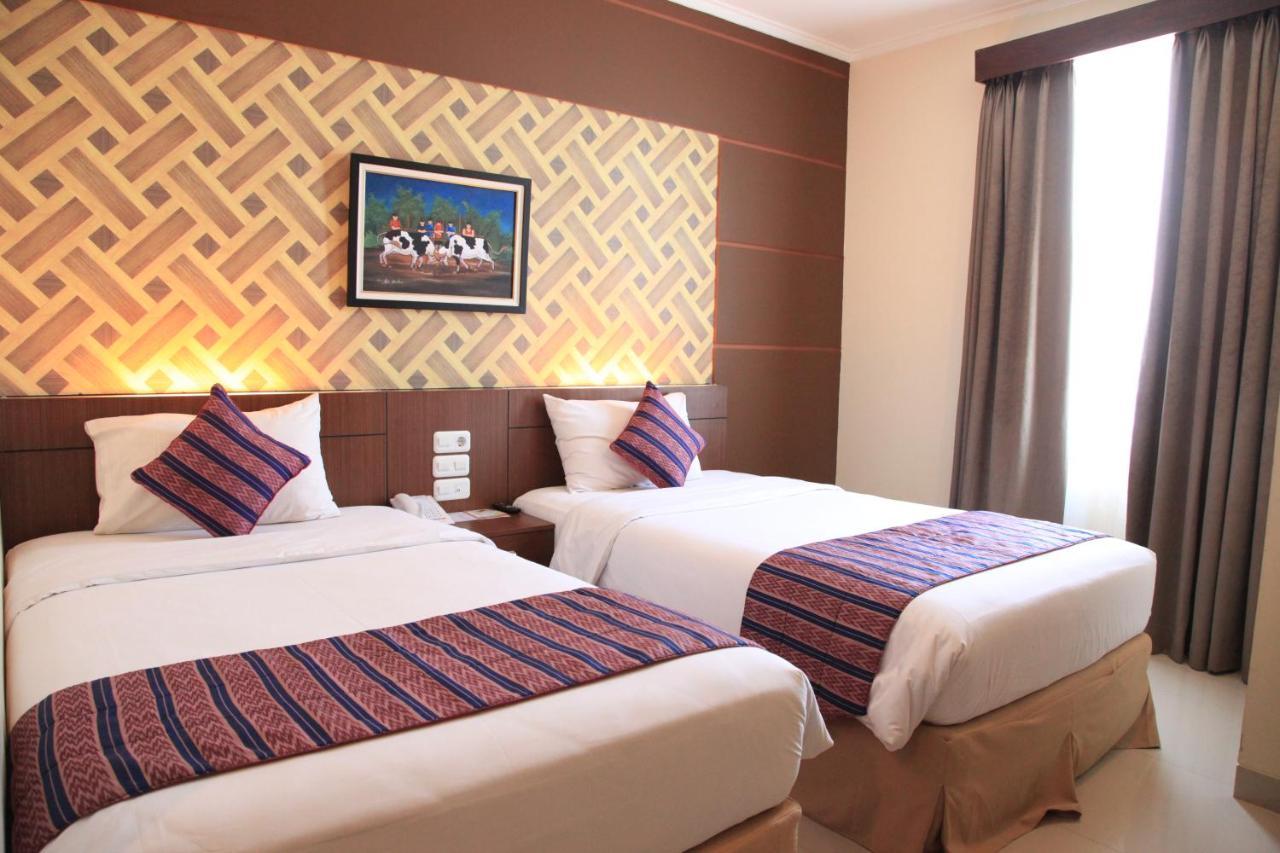 Aerotel Smile Losari Makassar Kültér fotó